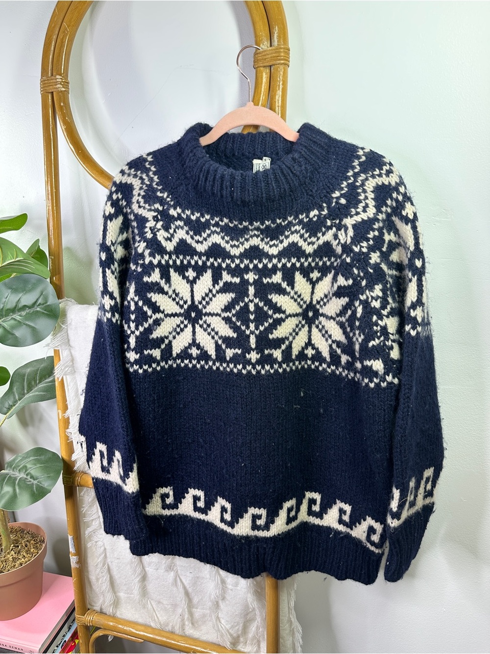 Vintage Navy and White Fair Isle Sweater sz L